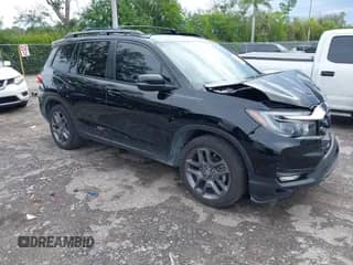 2022 Honda Passport EX-L with VIN 5FNYF7H57NB002198, listed as a IAAI auction lot 43257117 with 42,129 mi miles and . Bid and sale history available at DreamBid. Image 1.
