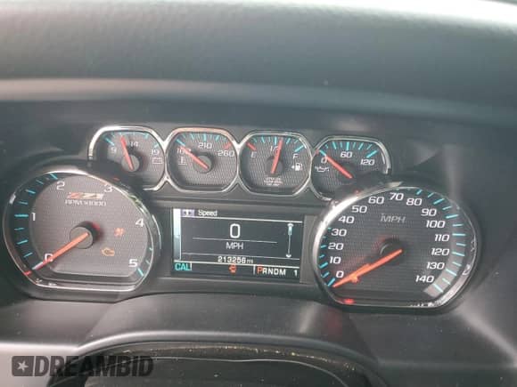 2015 Chevrolet Silverado 3500HD LTZ с VIN 1GC4K0E87FF556709, выставлен на аукционе Copart как лот 70936985 с пробегом 213 256 миль миль и Списание • Salvage title. История ставок и продаж доступна на DreamBid. Изображение 9.