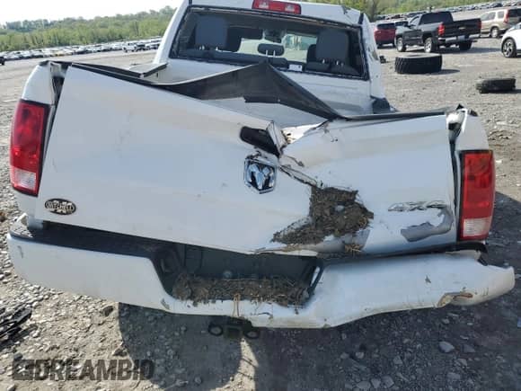 2018 Ram 1500 Express z VIN 1C6RR7KT1JS222217, wystawiony jako Copart lot #54001825 z przebiegiem 31 352 mil mil oraz Szkoda całkowita • Salvage title. Historia ofert i sprzedaży dostępna na DreamBid. Obrazek 6.