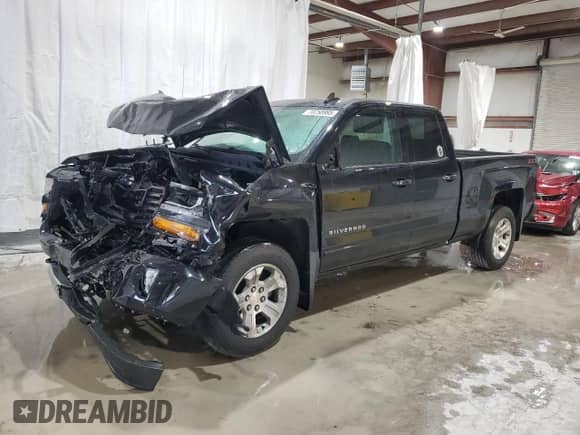 2019 Chevrolet Silverado 1500 LT с VIN 2GCVKPEC7K1104410, выставлен на аукционе Copart как лот 70258995 с пробегом 108 683 миль миль и Списание • Salvage title. История ставок и продаж доступна на DreamBid. Изображение 1.