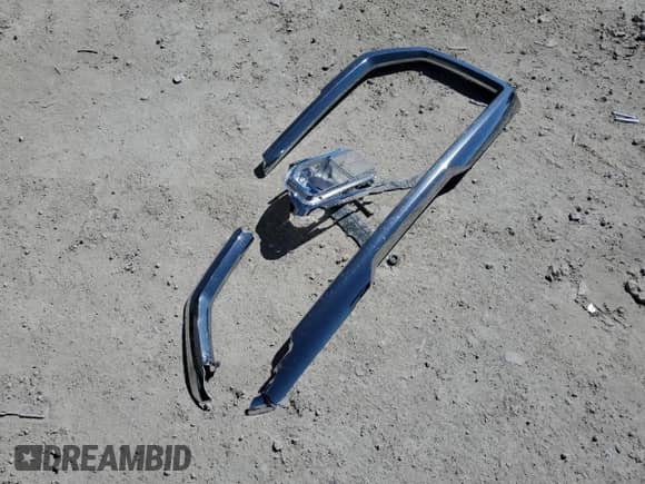 2017 GMC Sierra 1500 с VIN 1GTR1LEH9HZ165332, выставлен на аукционе Copart как лот 48101245 с пробегом 203 175 миль миль и Списание • Salvage title. История ставок и продаж доступна на DreamBid. Изображение 14.