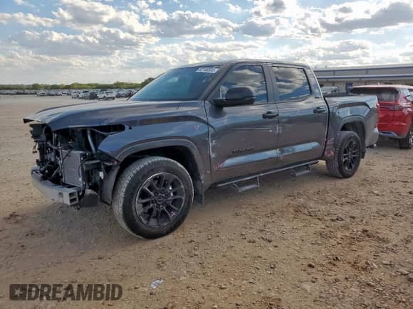 2025 Toyota Tundra SR with VIN 5TFLA5AB2SX044616, listed as a Copart auction lot 82146585 with 12,721 mi miles and Salvage title. Bid and sale history available at DreamBid. Image 1.