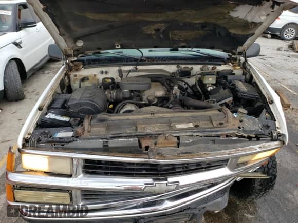 1998 Chevrolet Silverado 3500 с VIN 1GCHK33J1WF007127, выставлен на аукционе Copart как лот 62726174 с пробегом 166 420 миль миль и Списание • Salvage title. История ставок и продаж доступна на DreamBid. Изображение 11.