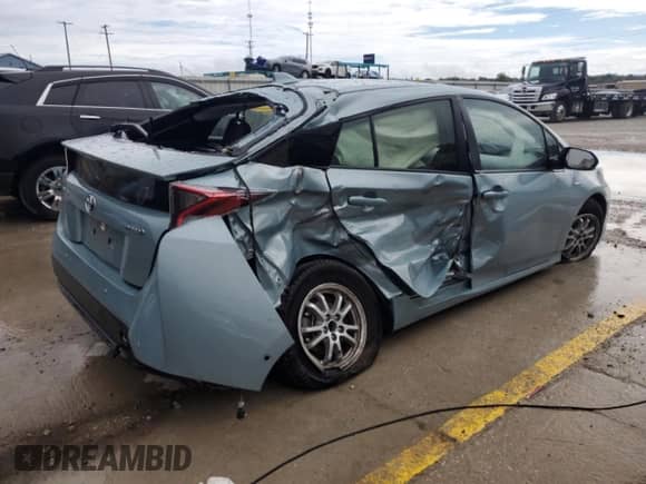 2017 Toyota Prius Two z VIN JTDKARFUXH3541054, wystawiony jako Copart lot #85113925 z przebiegiem 77 334 mil mil oraz Szkoda całkowita • Salvage title. Historia ofert i sprzedaży dostępna na DreamBid. Obrazek 3.