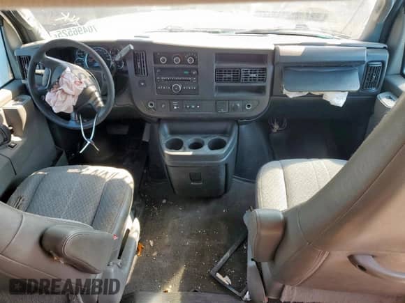 2016 Chevrolet Express Passenger LT с VIN 1GAZGPFG8G1191020, выставлен на аукционе Copart как лот 70496525 с пробегом 162 520 миль миль и Списание • Salvage title. История ставок и продаж доступна на DreamBid. Изображение 8.