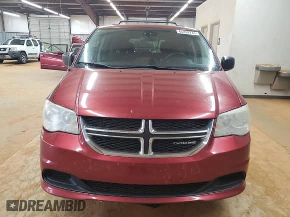 2011 Dodge Grand Caravan Express z VIN 2D4RN4DG2BR687002, wystawiony jako Copart lot #85269745 z przebiegiem 235 040 mil mil oraz Szkoda całkowita • Salvage title. Historia ofert i sprzedaży dostępna na DreamBid. Obrazek 5.