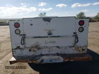 1989 Chevrolet Silverado 2500 с VIN 1GCFC24H9KE228646, выставлен на аукционе Copart как лот 72091604 с пробегом 75 643 миль миль и Списание • Salvage title. История ставок и продаж доступна на DreamBid. Изображение 6.