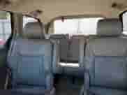 2008 Toyota Sienna XLE z VIN 5TDBK22C48S013140, wystawiony jako Copart lot #82371135 z przebiegiem 233 776 mil mil oraz Czysty tytuł • Clean title. Historia ofert i sprzedaży dostępna na DreamBid. Obrazek 10.