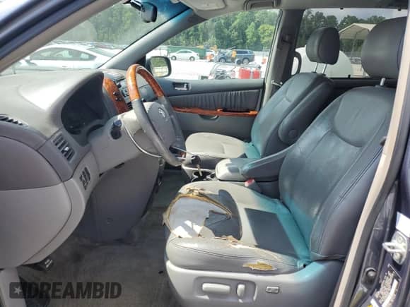 2006 Toyota Sienna XLE z VIN 5TDZA22C86S564606, wystawiony jako Copart lot #63309105 z przebiegiem 186 965 mil mil oraz Szkoda całkowita • Salvage title. Historia ofert i sprzedaży dostępna na DreamBid. Obrazek 7.