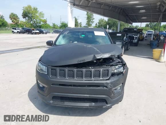 2018 Jeep Compass Limited z VIN 3C4NJDCB1JT130963, wystawiony jako IAAI lot #43107905 z przebiegiem 59 200 mil mil oraz . Historia ofert i sprzedaży dostępna na DreamBid. Obrazek 12.