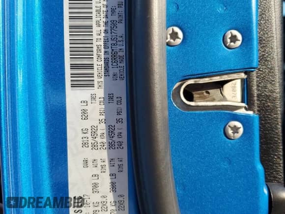 2018 Ram 1500 Sport z VIN 1C6RR6MT8JS177509, wystawiony jako Copart lot #52607455 z przebiegiem 110 203 mil mil oraz Szkoda całkowita • Salvage title. Historia ofert i sprzedaży dostępna na DreamBid. Obrazek 15.