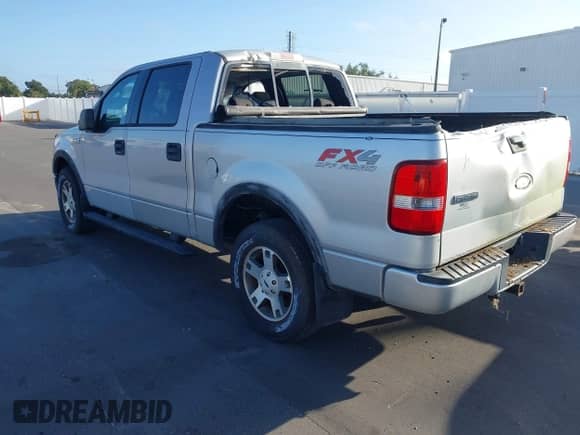 2004 Ford F-150 XLT with VIN 1FTPW14574KB28674, listed as a IAAI auction lot 43396506 with Not provided miles and . Bid and sale history available at DreamBid. Image 3.