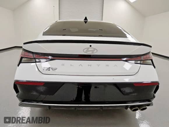 2025 Hyundai Elantra N Line z VIN KMHLR4DF0SU933767, wystawiony jako Copart lot #67764285 z przebiegiem 20 976 mil mil oraz Czysty tytuł • Clean title. Historia ofert i sprzedaży dostępna na DreamBid. Obrazek 6.