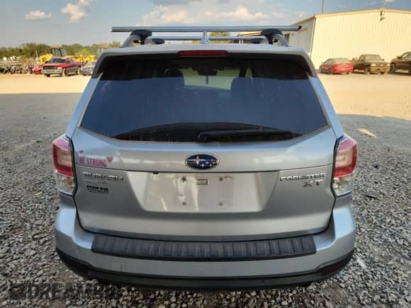 2017 Subaru Forester Touring z VIN JF2SJGWC2HH447041, wystawiony jako Copart lot #81063375 z przebiegiem 158 510 mil mil oraz Szkoda całkowita • Salvage title. Historia ofert i sprzedaży dostępna na DreamBid. Obrazek 6.