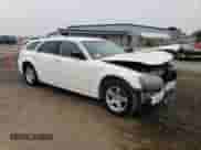 2007 Dodge Magnum with VIN 2D4FV47V57H623322, listed as a Copart auction lot 73356244 with 200,976 mi miles and Salvage title. Bid and sale history available at DreamBid. Image 4.