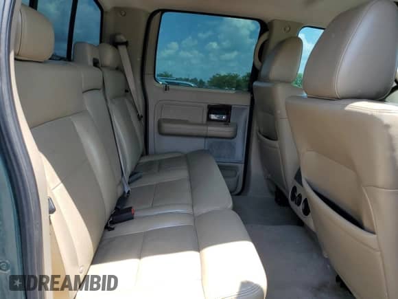 2007 Ford F-150 XLT с VIN 1FTPW12V27KC12277, выставлен на аукционе Copart как лот 67849885 с пробегом 326 082 миль миль и Списание • Salvage title. История ставок и продаж доступна на DreamBid. Изображение 11.