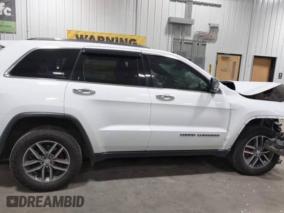 2017 Jeep Grand Cherokee Limited with VIN 1C4RJFBG4HC861354, listed as a IAAI auction lot 43308393 with 110,511 mi miles and . Bid and sale history available at DreamBid. Image 13.
