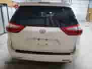 2019 Toyota Sienna XLE Auto Access Seat with VIN 5TDYZ3DC8KS018258, listed as a Copart auction lot 65587745 with 104,557 mi miles and Salvage title. Bid and sale history available at DreamBid. Image 6.