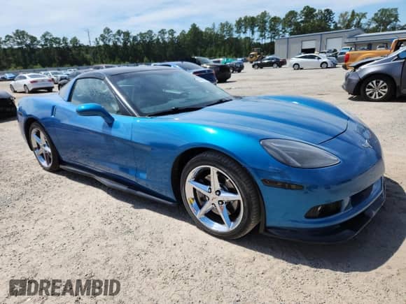 2011 Chevrolet Corvette 1LT с VIN 1G1YE2DWXB5108574, выставлен на аукционе Copart как лот 80186105 с пробегом 70 285 миль миль и Чистый • Clean title. История ставок и продаж доступна на DreamBid. Изображение 4.