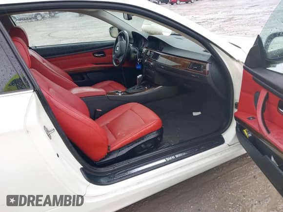 2012 BMW 3 Series 328i xDrive with VIN WBAKF5C56CE656526, listed as a IAAI auction lot 42022642 with 156,173 mi miles and . Bid and sale history available at DreamBid. Image 5.