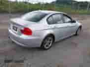 2008 BMW 3 Series 328xi с VIN WBAVC93518K035779, выставлен на аукционе IAAI как лот 42548561 с пробегом 104 970 миль миль и . История ставок и продаж доступна на DreamBid. Изображение 4.