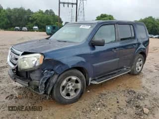 2010 Honda Pilot LX with VIN 5FNYF3H29AB014670, listed as a Copart auction lot 56942375 with 178,729 mi miles and Salvage title. Bid and sale history available at DreamBid. Image 1.
