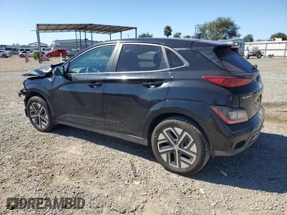 2023 Hyundai Kona SE z VIN KM8K23AG4PU166570, wystawiony jako Copart lot #82192035 z przebiegiem 28 718 mil mil oraz Szkoda całkowita • Salvage title. Historia ofert i sprzedaży dostępna na DreamBid. Obrazek 2.