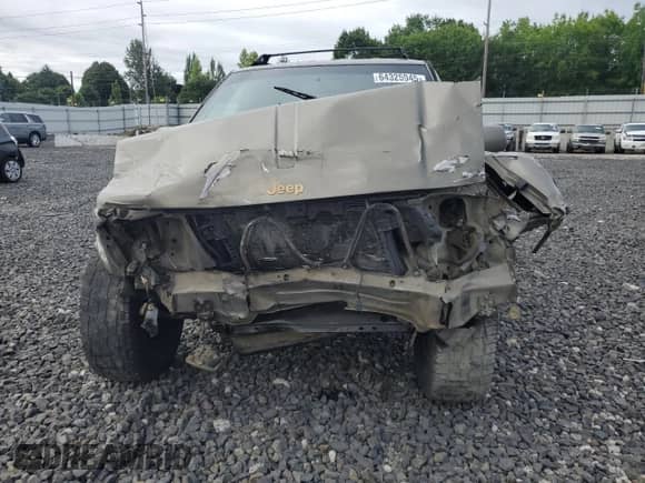 1998 Jeep Grand Cherokee Limited с VIN 1J4GZ78Y4WC216880, выставлен на аукционе Copart как лот 64325945 с пробегом Не указан миль и Списание • Salvage title. История ставок и продаж доступна на DreamBid. Изображение 5.