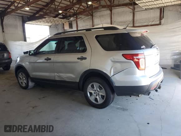 2011 Ford Explorer with VIN 1FMHK8B86BGA69764, listed as a Copart auction lot 84755825 with 195,702 mi miles and Salvage title. Bid and sale history available at DreamBid. Image 2.