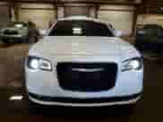 2018 Chrysler 300 S с VIN 2C3CCAGG3JH160629, выставлен на аукционе Copart как лот 65778725 с пробегом 118 403 миль миль и Чистый • Clean title. История ставок и продаж доступна на DreamBid. Изображение 5.