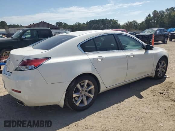 2013 Acura TL with VIN 19UUA8F28DA016941, listed as a Copart auction lot 85195545 with 245,836 mi miles and Salvage title. Bid and sale history available at DreamBid. Image 3.