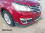2014 Chevrolet Traverse LT z VIN 1GNKRGKD1EJ151932, wystawiony jako IAAI lot #43409595 z przebiegiem 163 510 mil mil oraz . Historia ofert i sprzedaży dostępna na DreamBid. Obrazek 6.