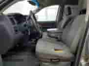 2006 Dodge 2500 ST z VIN 1D7KS28C06J213861, wystawiony jako Copart lot #82454685 z przebiegiem Nie podano mil oraz Szkoda całkowita • Salvage title. Historia ofert i sprzedaży dostępna na DreamBid. Obrazek 7.