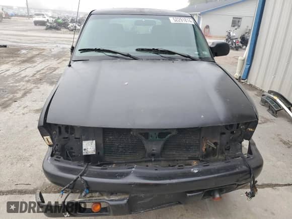 2002 Chevrolet Blazer LS с VIN 1GNCS18WX2K134115, выставлен на аукционе Copart как лот 70031785 с пробегом 179 669 миль миль и На запчасти • Non repairable. История ставок и продаж доступна на DreamBid. Изображение 5.