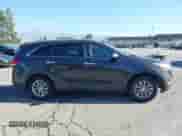 2018 Kia Sorento L with VIN 5XYPG4A35JG341786, listed as a IAAI auction lot 42707108 with 165,857 mi miles and . Bid and sale history available at DreamBid. Image 13.