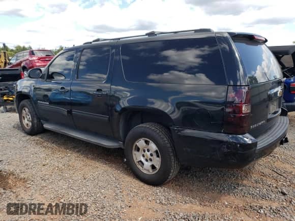 2011 Chevrolet Suburban LS с VIN 1GNSKHE35BR376672, выставлен на аукционе Copart как лот 69775825 с пробегом 132 908 миль миль и Списание • Salvage title. История ставок и продаж доступна на DreamBid. Изображение 2.
