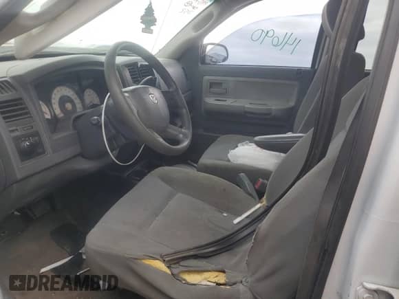 2006 Dodge Dakota ST with VIN 1D7HW28KX6S657152, listed as a Copart auction lot 51016735 with 271,359 mi miles and Salvage title. Bid and sale history available at DreamBid. Image 7.