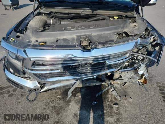 2019 Ram 1500 Laramie с VIN 1C6SRFRT6KN665562, выставлен на аукционе Copart как лот 66454035 с пробегом 370 291 миль миль и Списание • Salvage title. История ставок и продаж доступна на DreamBid. Изображение 11.