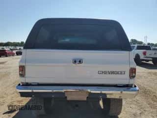 1986 Chevrolet Blazer K10 Utility HT z VIN 1G8EK18H6GF150874, wystawiony jako Copart lot #70174265 z przebiegiem 62 592 mil mil oraz Czysty tytuł • Clean title. Historia ofert i sprzedaży dostępna na DreamBid. Obrazek 6.