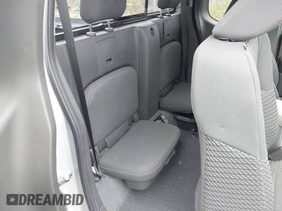 2019 Nissan Frontier SV with VIN 1N6AD0CW6KN739532, listed as a IAAI auction lot 43505834 with 17,224 mi miles and . Bid and sale history available at DreamBid. Image 8.