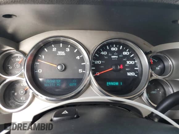 2011 Chevrolet Silverado 3500HD DRW LT с VIN 1GC5K0C8XBZ225333, выставлен на аукционе Copart как лот 66772405 с пробегом 161 171 миль миль и Списание • Salvage title. История ставок и продаж доступна на DreamBid. Изображение 9.