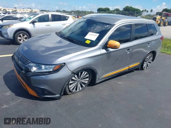 2019 Mitsubishi Outlander ES z VIN JA4AZ3A3XKZ020513, wystawiony jako IAAI lot #43344203 z przebiegiem 121 168 mil mil oraz . Historia ofert i sprzedaży dostępna na DreamBid. Obrazek 17.