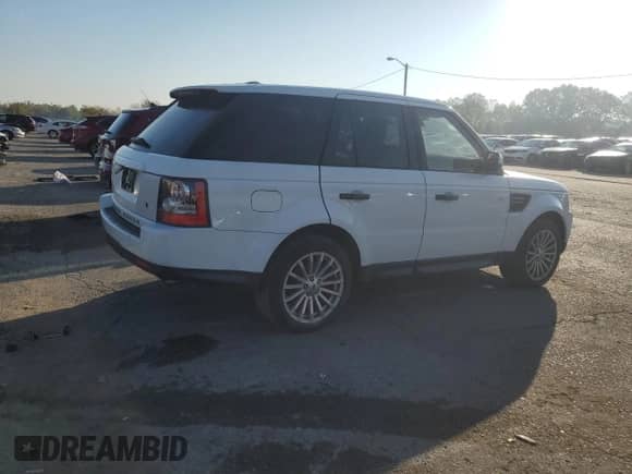 2011 Land Rover Range Rover Sport HSE with VIN SALSF2D49BA708219, listed as a Copart auction lot 84401625 with 107,238 mi miles and Salvage title. Bid and sale history available at DreamBid. Image 3.