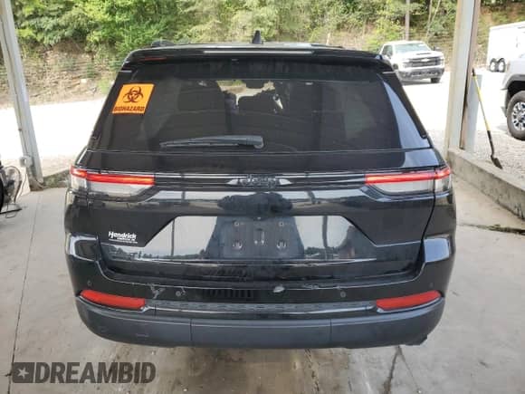 2023 Jeep Grand Cherokee Altitude z VIN 1C4RJHAG8PC513505, wystawiony jako Copart lot #70729405 z przebiegiem 43 936 mil mil oraz Szkoda całkowita • Salvage title. Historia ofert i sprzedaży dostępna na DreamBid. Obrazek 6.