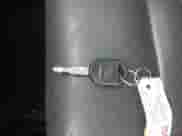 2007 Ford Mustang GT Deluxe z VIN 1ZVFT82HX75216807, wystawiony jako IAAI lot #43383897 z przebiegiem 132 000 mil mil oraz . Historia ofert i sprzedaży dostępna na DreamBid. Obrazek 11.