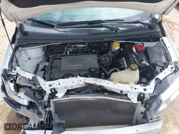 2018 Chevrolet Sonic Premier z VIN 1G1JF6SB6J4121932, wystawiony jako IAAI lot #42502568 z przebiegiem 93 055 mil mil oraz . Historia ofert i sprzedaży dostępna na DreamBid. Obrazek 18.