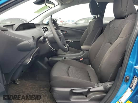 2019 Toyota Prius L Eco с VIN JTDKARFU3K3072767, выставлен на аукционе Copart как лот 82505105 с пробегом 45 311 миль миль и Списание • Salvage title. История ставок и продаж доступна на DreamBid. Изображение 7.