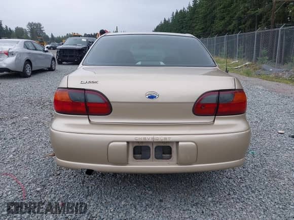 2005 Chevrolet Malibu Classic с VIN 1G1ND52FX5M215869, выставлен на аукционе IAAI как лот 42661096 с пробегом 189 766 миль миль и . История ставок и продаж доступна на DreamBid. Изображение 17.