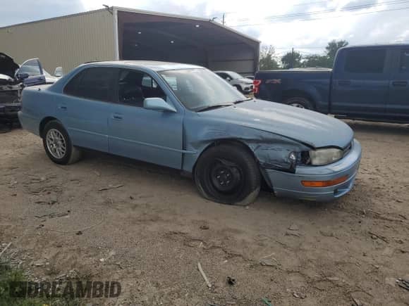 1993 Toyota Camry с VIN 4T1VK13E8PU055730, выставлен на аукционе Copart как лот 58357304 с пробегом 134 700 миль миль и Списание • Salvage title. История ставок и продаж доступна на DreamBid. Изображение 4.