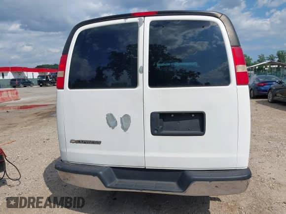 2011 Chevrolet Express Passenger 1LT с VIN 1GAZG1FG7B1171122, выставлен на аукционе IAAI как лот 42781322 с пробегом 262 838 миль миль и . История ставок и продаж доступна на DreamBid. Изображение 16.